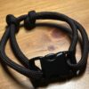 verstellbare Welpenhalsbänder mit Sicherheits-Klickverschluss Paracord Markierungshalsband